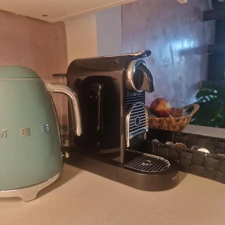 Modern And Cozy, Location *